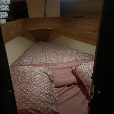 Nuit Insolite Sur Un Bateau Botel