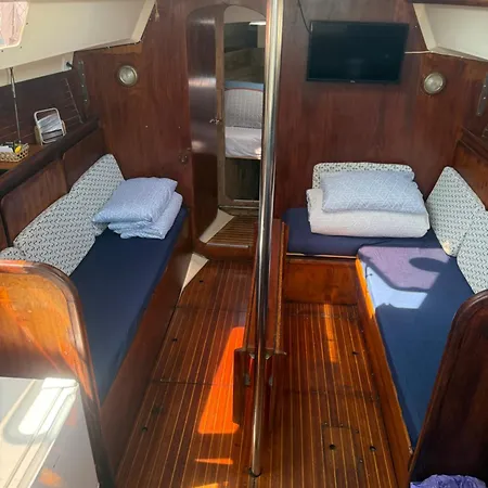 보트호텔 Nuit Insolite Sur Un Bateau *